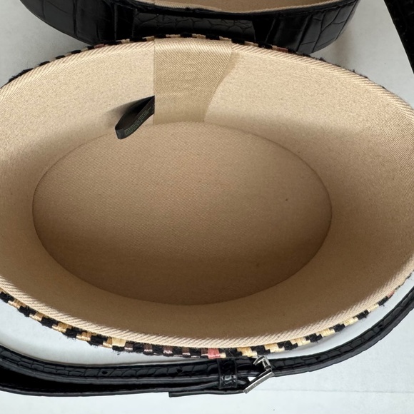 SAM EDELMAN Oval Crossbody Bag/Purse/Straw/Pre-Owned never used - Picture 11 of 15